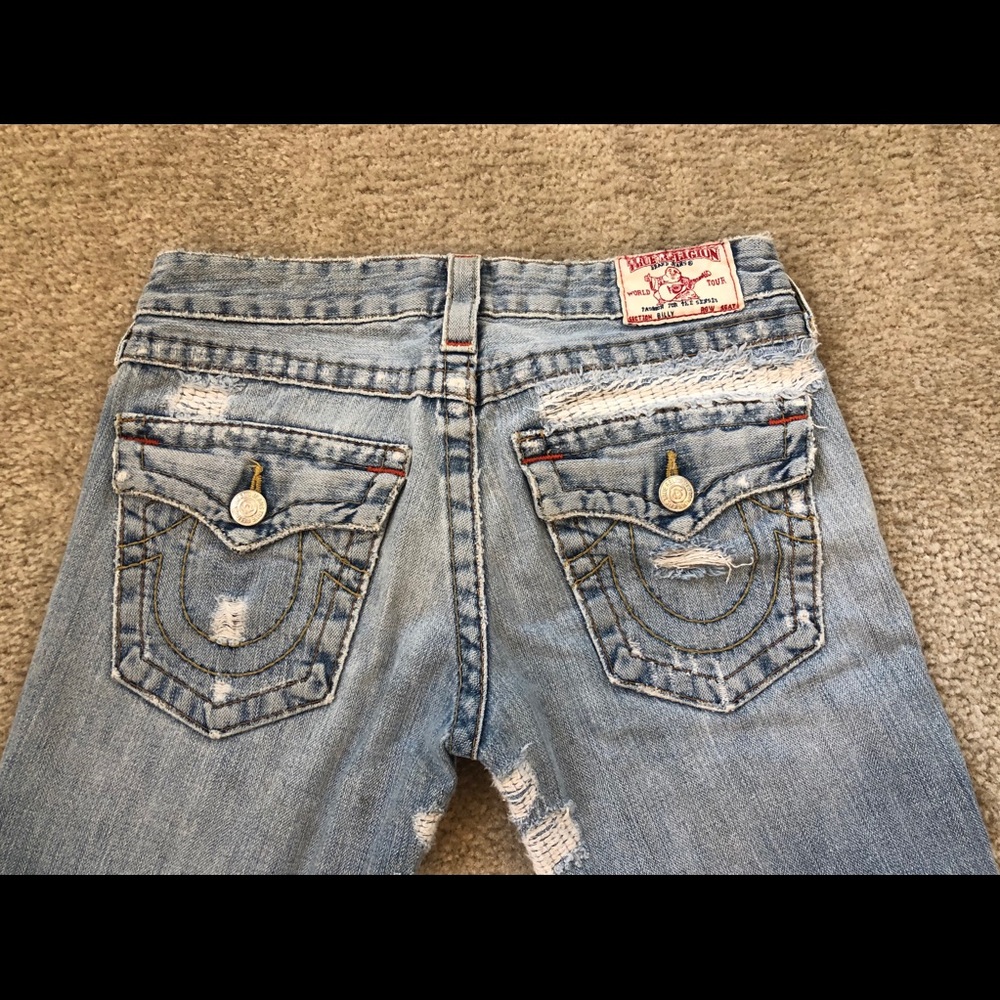 True Religion Distressed Straight Leg 33.5” inseam
